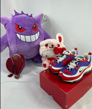 Load image into Gallery viewer, Air Max 98 &quot;Psychic Purple&quot; (Size 6.5W)
