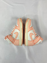 Load image into Gallery viewer, Nike Dunk Hi “Arctic Orange 1985” (Size 6W)
